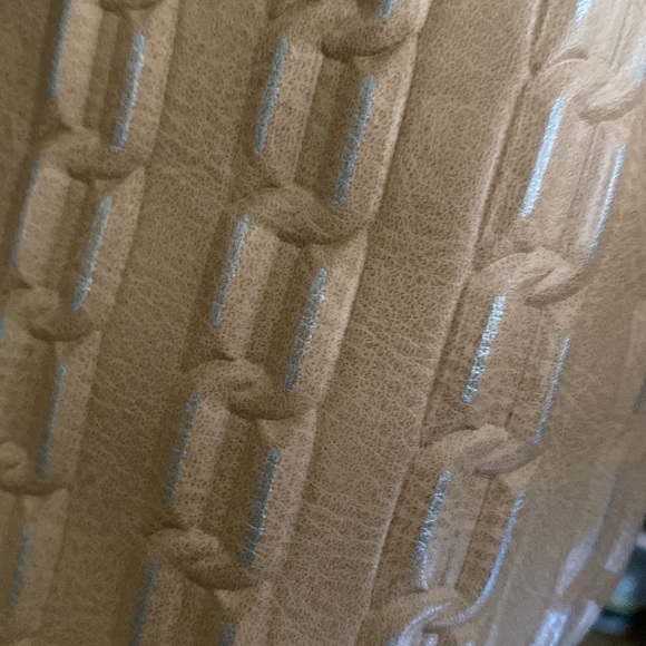 Purse - Picture 4 of 4